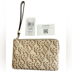 Coach Signature Pattern Wristlet - NWT
